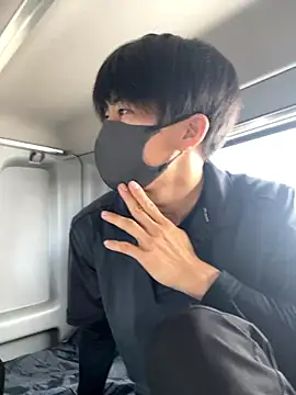 Snapshot of otouhu76 chatting on 10/12/25, 04:22 otouhu76 online show from 10/12/25, 04:22