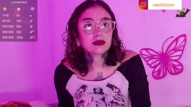 vainilla doll online show from 11/13/25, 04:50