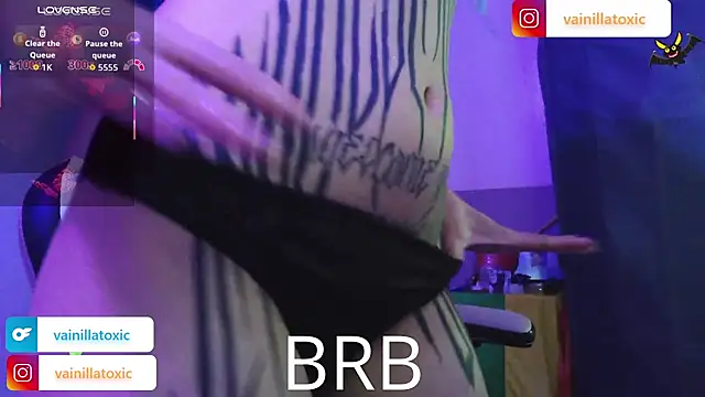 vainilla doll online show from 02/20/26, 12:18