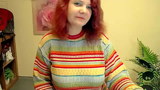 Snapshot of TwoBigSuns chatting on 10/20/25, 06:36 TwoBigSuns online show from 10/20/25, 06:36