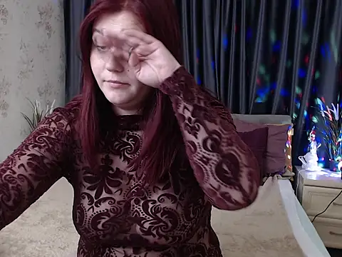 Alisawoods  online show from 11/05/25, 06:41