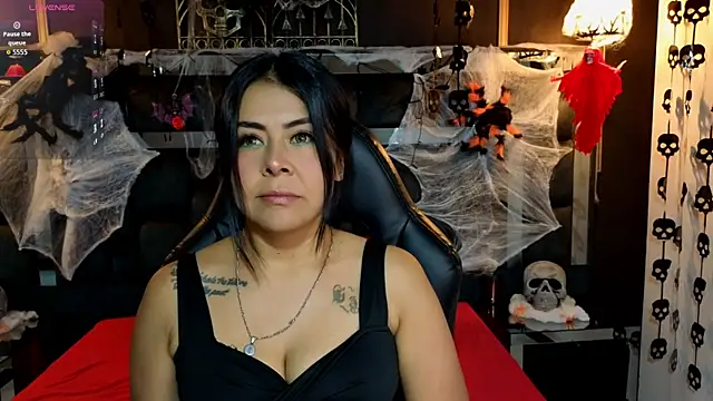 Aniajoness  online show from 10/31/25, 04:46