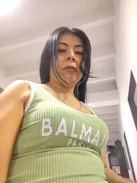 Aniajoness  online show from 11/16/25, 02:50