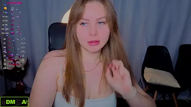 MikaBloom online show from 11/16/25, 02:06