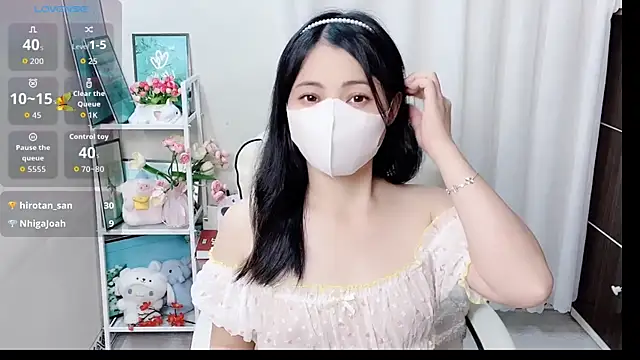 phuongnhi  online show from 05/27/26, 12:57