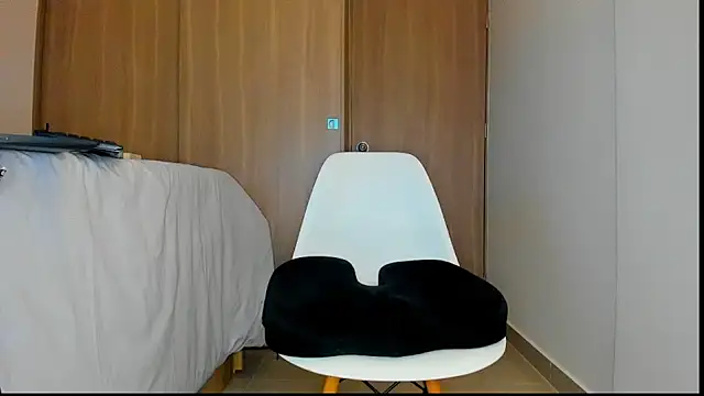 Snapshot of Alphapulsex chatting on 04/02/26, 02:37 Alphapulsex online show from 04/02/26, 02:37
