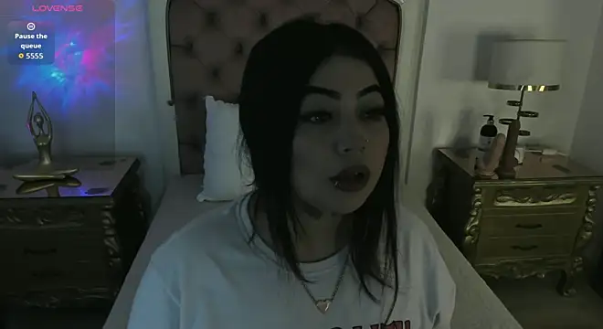 MeganStar   online show from 10/07/25, 11:51