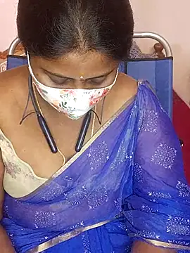 Snapshot of telugu_Geetha30 chatting on 01/08/26, 10:06 telugu Geetha30 online show from 01/08/26, 10:06