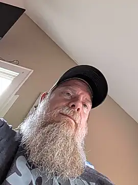 sizableunicorn7 online show from 05/18/26, 09:20