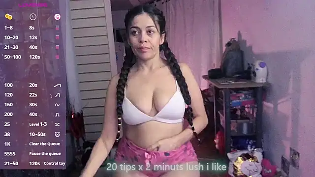 xinamora online show from 10/26/25, 03:23