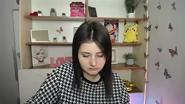 Snapshot of Katrin_kiss_ chatting on 06/04/26, 12:00 Katrin kiss online show from 06/04/26, 12:00
