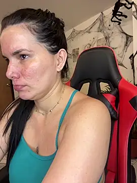 carol cruz133 online show from 10/15/25, 11:27