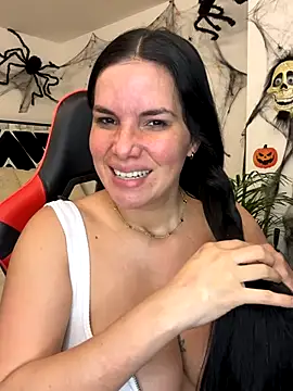 carol cruz133 online show from 10/25/25, 11:21