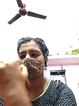 Tamil-Meenu12 online show from 10/23/25, 04:34