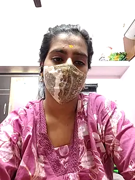 Tamil-Meenu12 online show from 03/18/26, 06:49