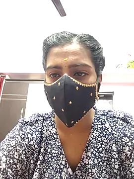 Tamil-Meenu12 online show from 04/20/26, 05:43