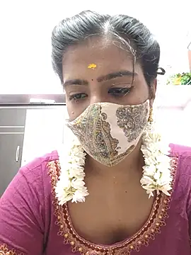 Snapshot of Tamil-Meenu12 chatting on 05/13/26, 05:16 Tamil-Meenu12 online show from 05/13/26, 05:16