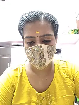 Snapshot of Tamil-Meenu12 chatting on 05/18/26, 05:57 Tamil-Meenu12 online show from 05/18/26, 05:57