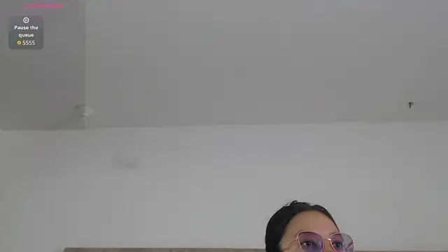 Kitty ravee online show from 09/23/25, 02:09