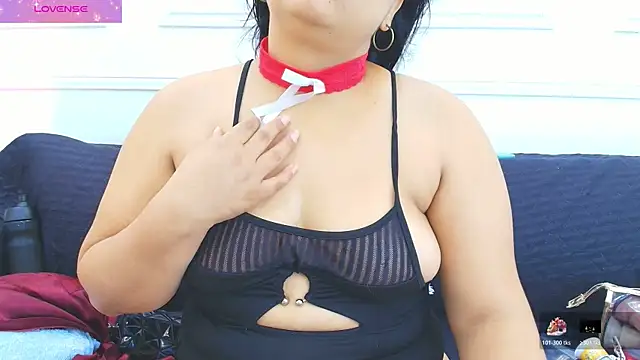 Daisy Price online show from 11/18/25, 11:03