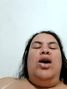 yaneth  online show from 11/03/25, 10:42