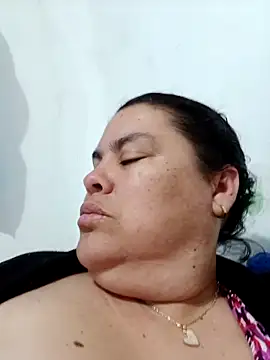 yaneth  online show from 12/20/25, 01:12