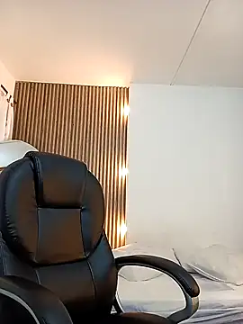 Snapshot of Karla_hilton1 chatting on 09/27/25, 11:15 Karla hilton1 online show from 09/27/25, 11:15