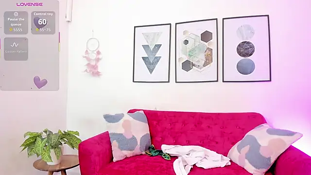 yunna7 online show from 11/26/25, 11:33