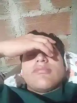 HOMBRESUPERHOT online show from 11/02/25, 02:30