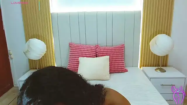 WildScarlet online show from 09/23/25, 10:40