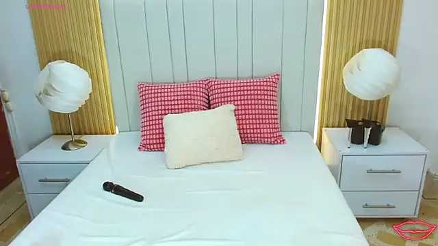 WildScarlet online show from 10/06/25, 12:46