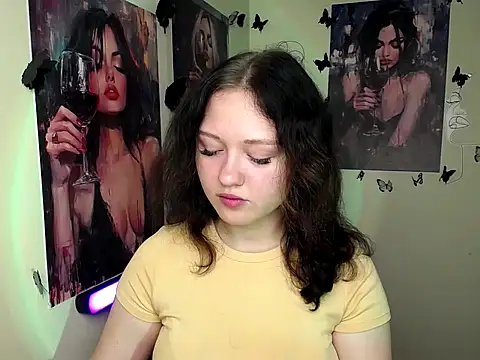 LadyAlice  online show from 09/29/25, 06:07