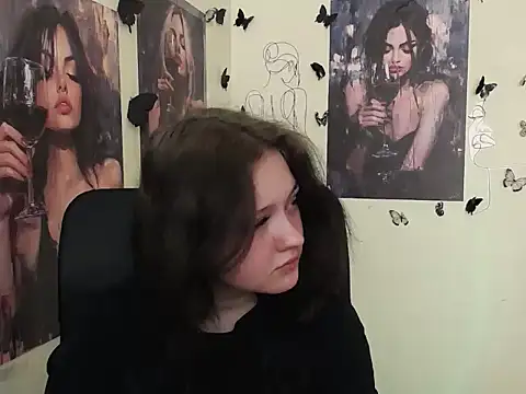 LadyAlice  online show from 04/28/26, 06:29
