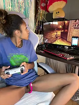 Snapshot of rubywithpearls chatting on 10/23/25, 10:19 rubywithpearls online show from 10/23/25, 10:19