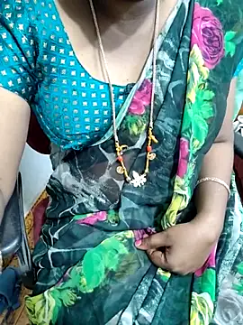 Snapshot of lolida69thamil chatting on 09/25/25, 03:32 lolida69thamil online show from 09/25/25, 03:32