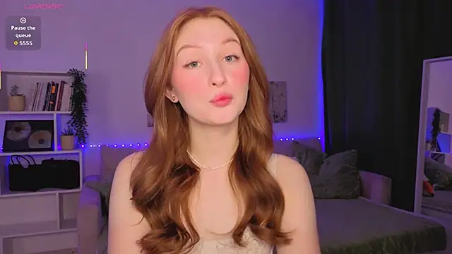 Betty Twinkle online show from 10/04/25, 10:41