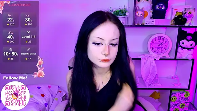 MiaScarlettt online show from 12/05/25, 07:10