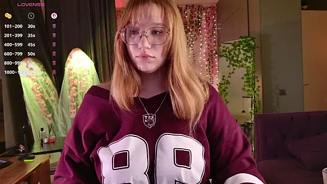 Morvelyn online show from 02/23/26, 08:06