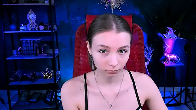 JulieDaniel online show from 10/13/25, 08:03