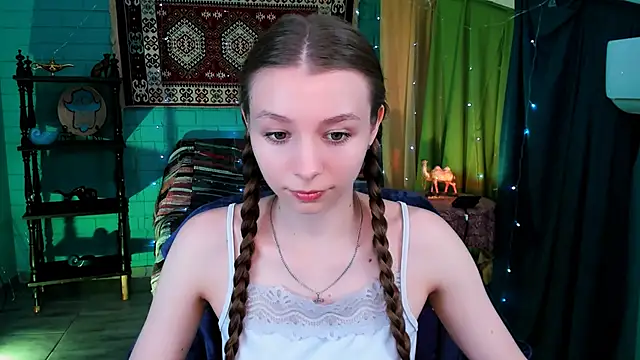 JulieDaniel online show from 05/18/26, 08:20