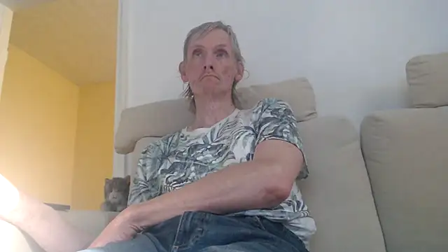 k74robert online show from 10/29/25, 12:18