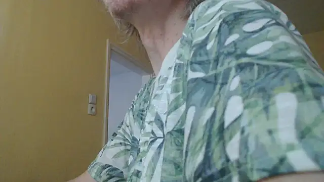 k74robert online show from 11/15/25, 02:02