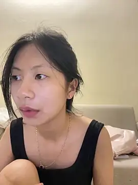 Lil-Gi online show from 10/04/25, 04:38