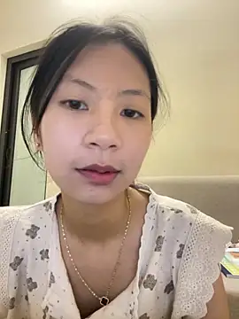 Lil-Gi online show from 10/05/25, 03:54