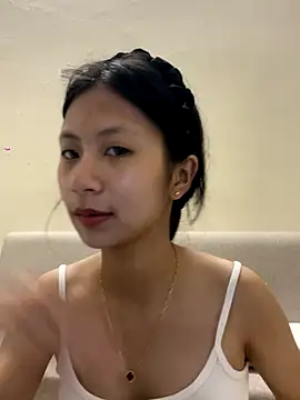 Lil-Gi online show from 10/11/25, 03:32