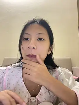 Lil-Gi online show from 11/03/25, 03:24