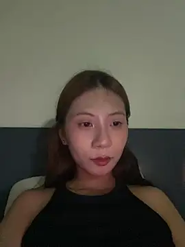 Snapshot of Lil-Gi chatting on 06/21/26, 08:55 Lil-Gi online show from 06/21/26, 08:55