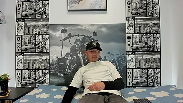 Light Haze online show from 10/22/25, 03:34