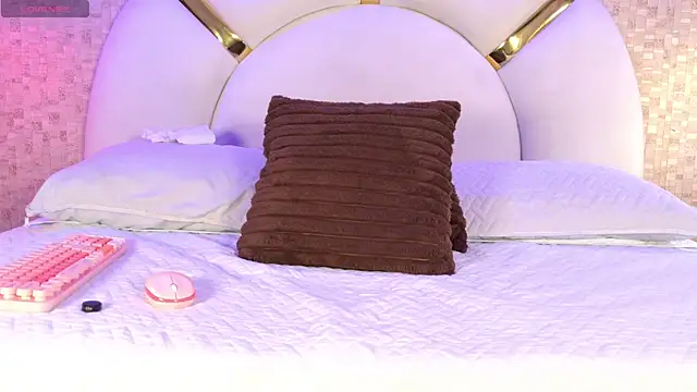 marcela rojas online show from 10/13/25, 11:43