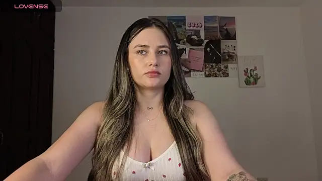 Veronika  Winslow  online show from 05/28/26, 05:16